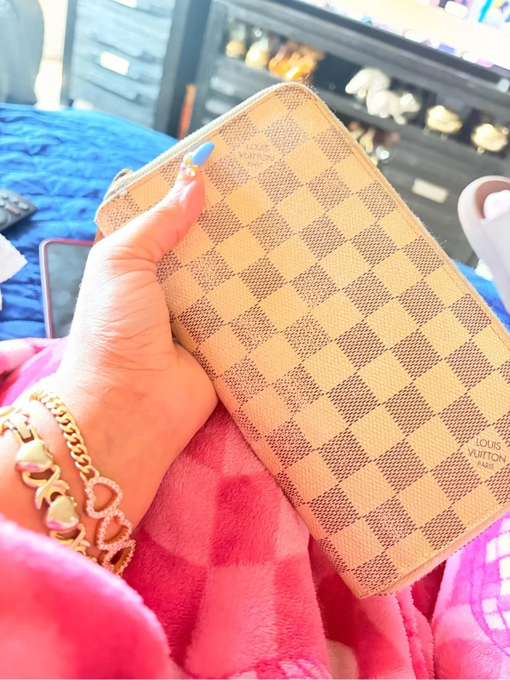 Louis Vuitton Damier Azur Zip Wallet in Light Beige and Cream
